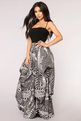 Alana Abstract Print Maxi Skirt - Black Pattern