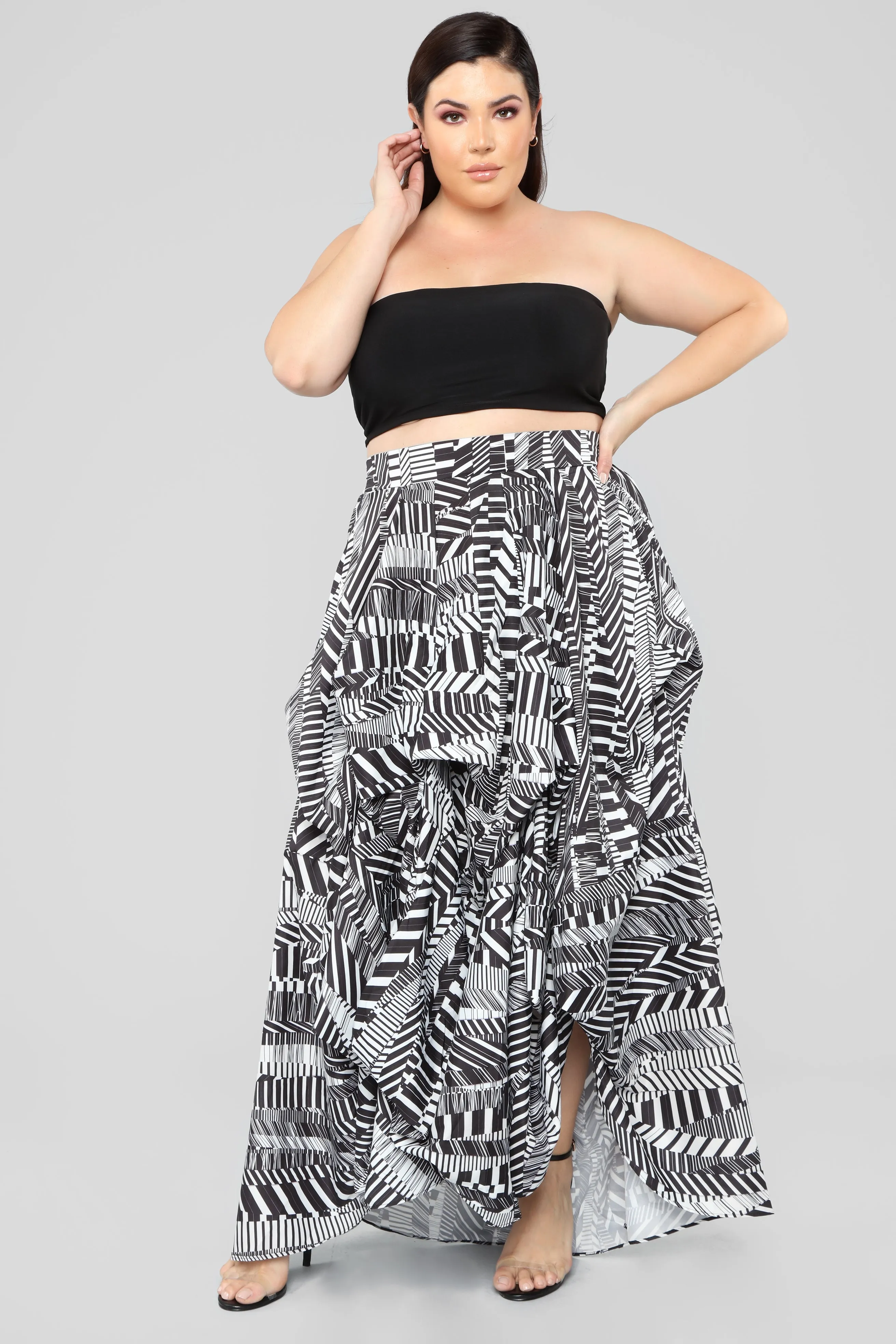 Alana Abstract Print Maxi Skirt - Black Pattern