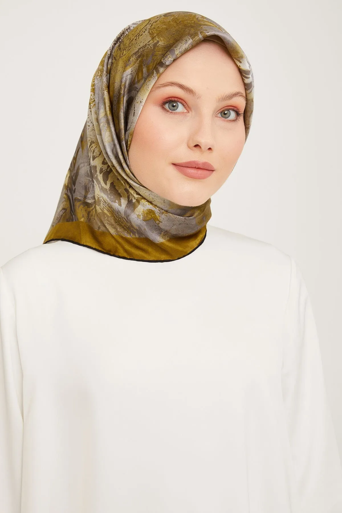 Armine Regis Turkish Silk Scarf #53