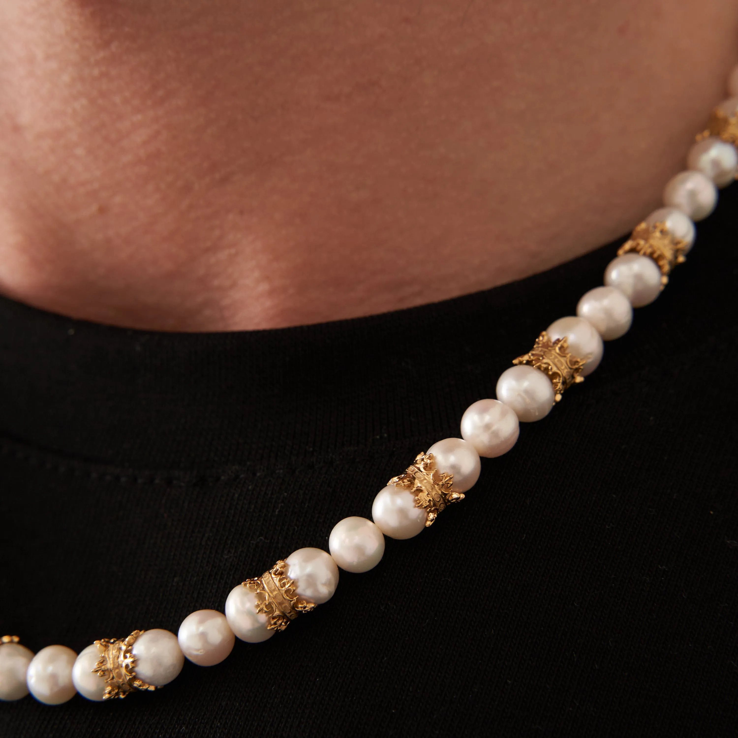 Crown Real Pearl Necklace (Gold)