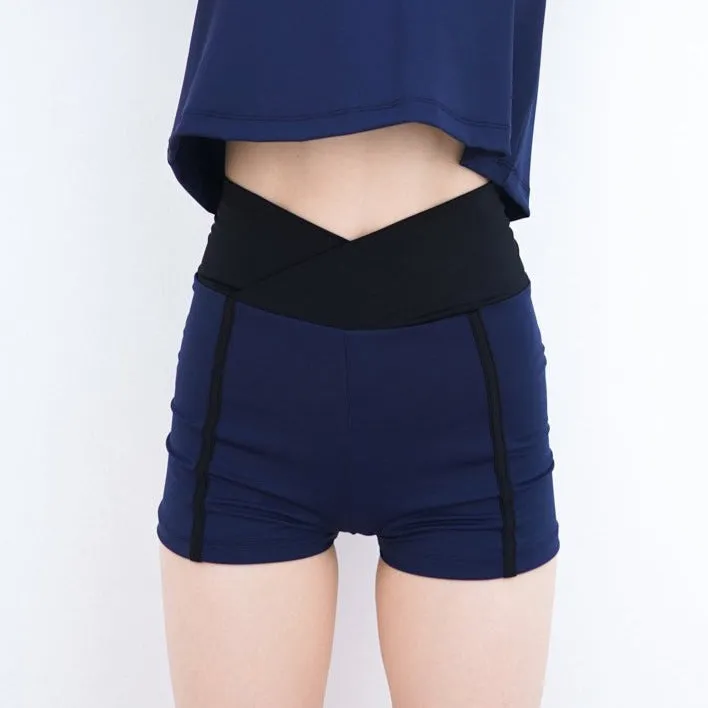 Essential Short - NAVY