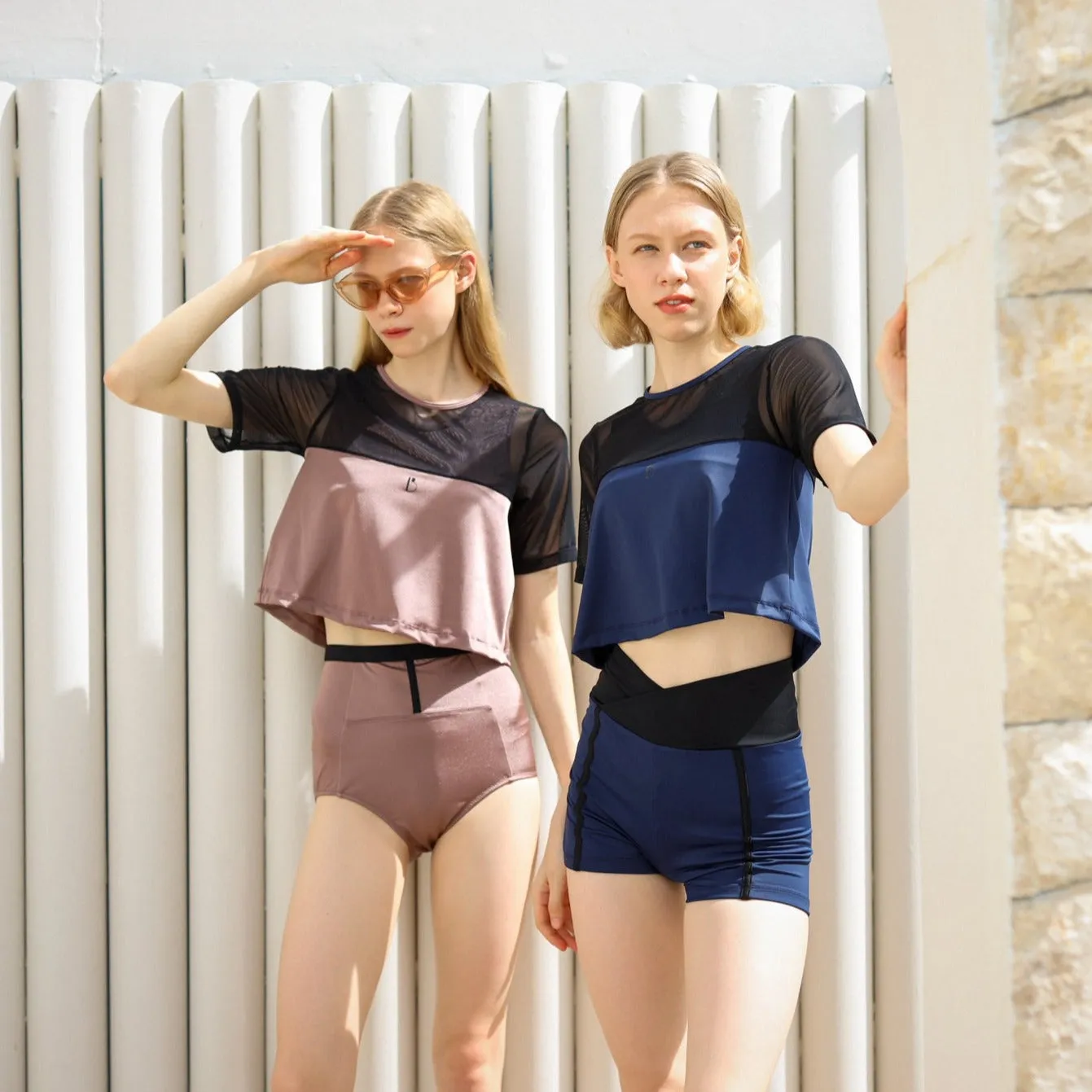 Essential Short - NAVY