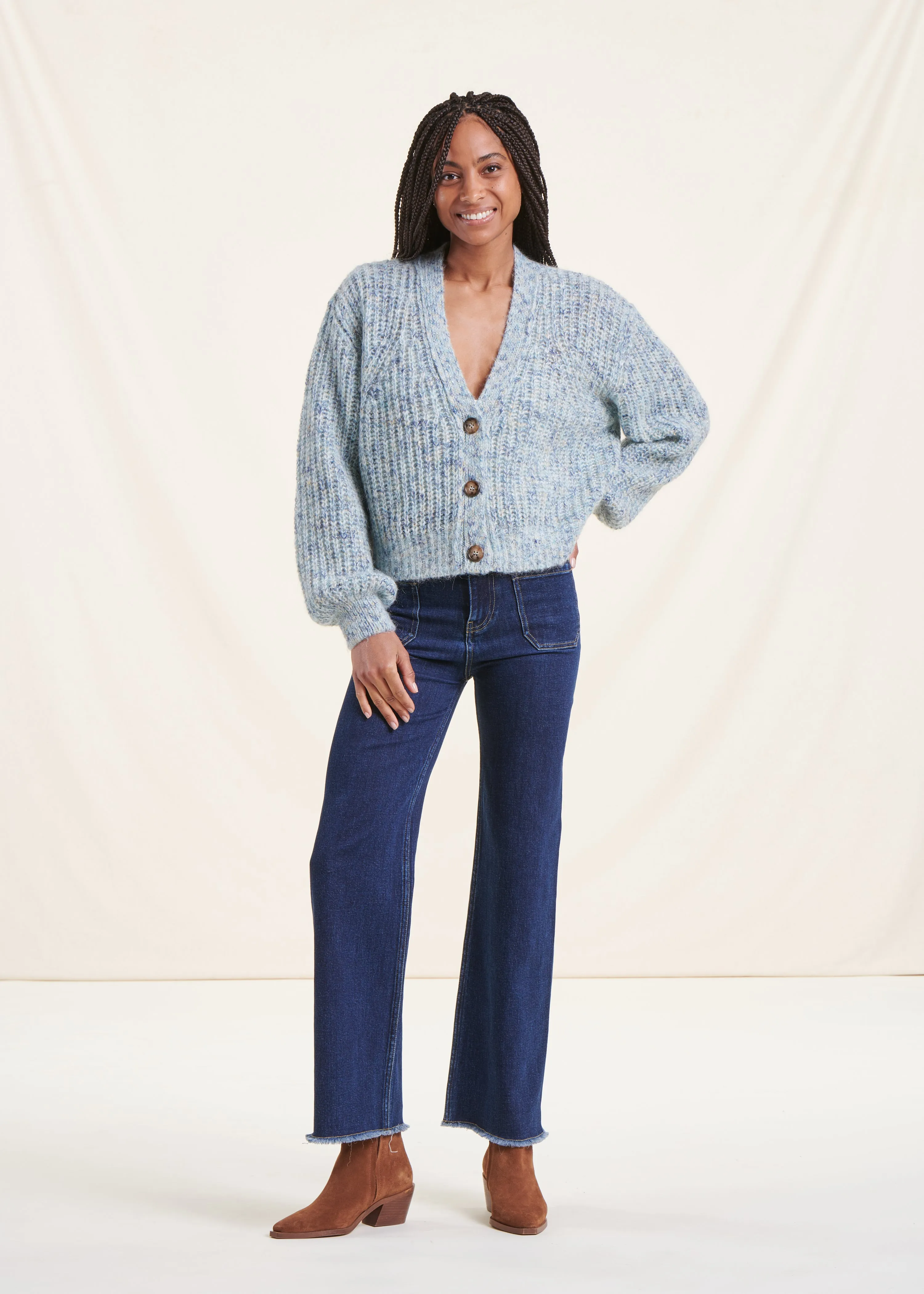Gilet court bleu ciel grosse maille chinée