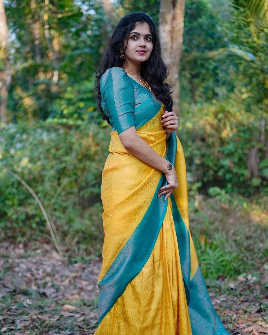 Inspiring Yellow Soft Silk Saree With Fairytale Blouse Piece