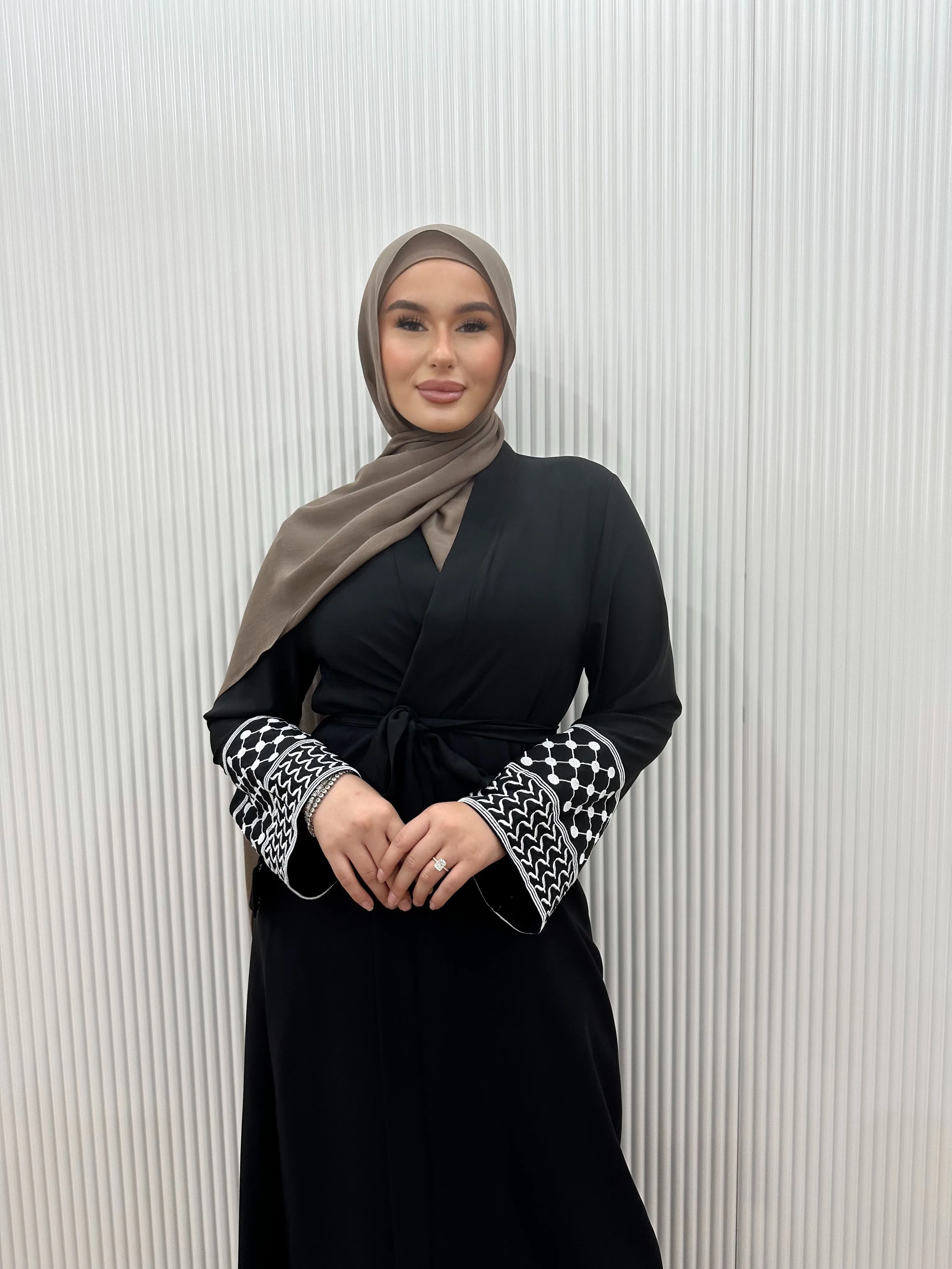 KEFFIYEH SLEEVE ABAYA