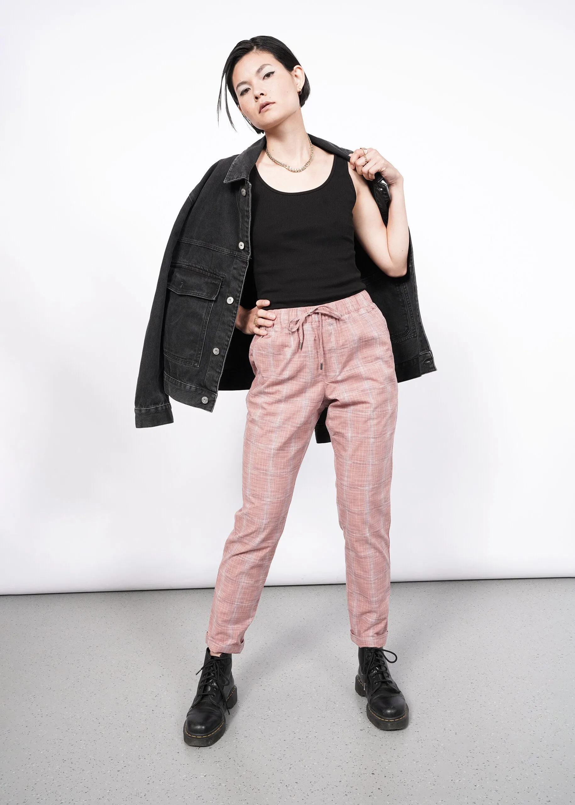 The Essential Drawstring Pant